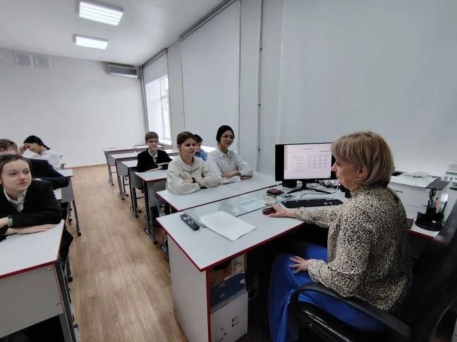 Перевальские педагоги получили методическую поддержку от оренбургских коллег Перевальские педагоги получили методическую поддержку от оренбургских коллег