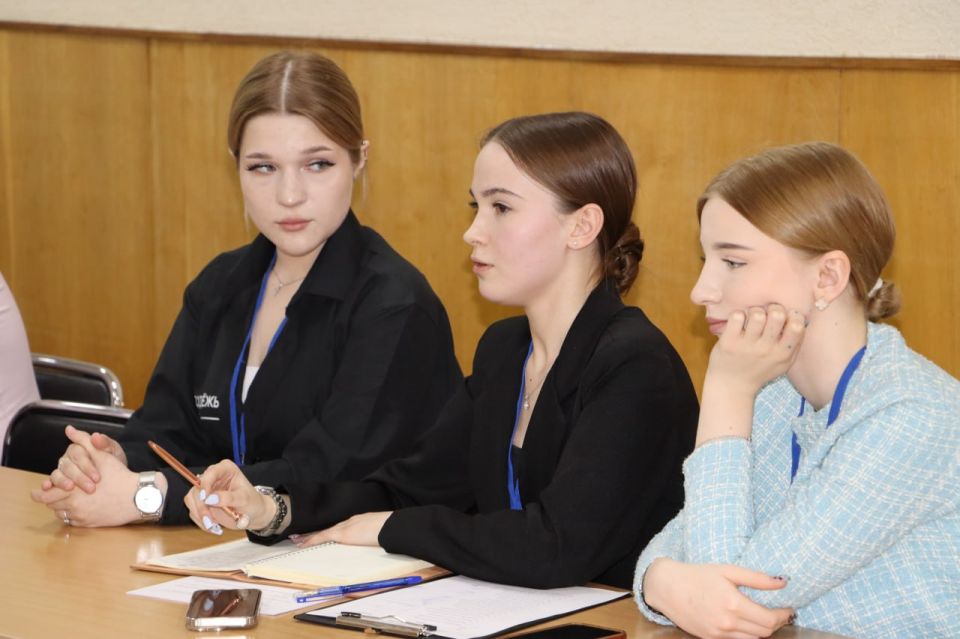 Заглянули в будущее и вспомнили о главном: как прошел Молодежный совет города Заглянули в будущее и вспомнили о главном: как прошел Молодежный совет города