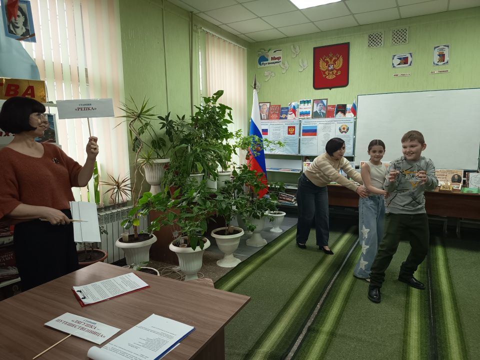 Неделя детской и юношеской книги в Ровеньках Неделя детской и юношеской книги в Ровеньках