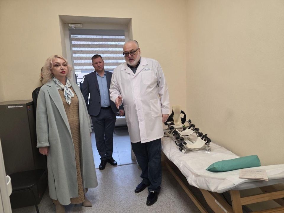 В ЛНР открылось новое амбулаторное отделение медицинской реабилитации после масштабного обновления В ЛНР открылось новое амбулаторное отделение медицинской реабилитации после масштабного обновления