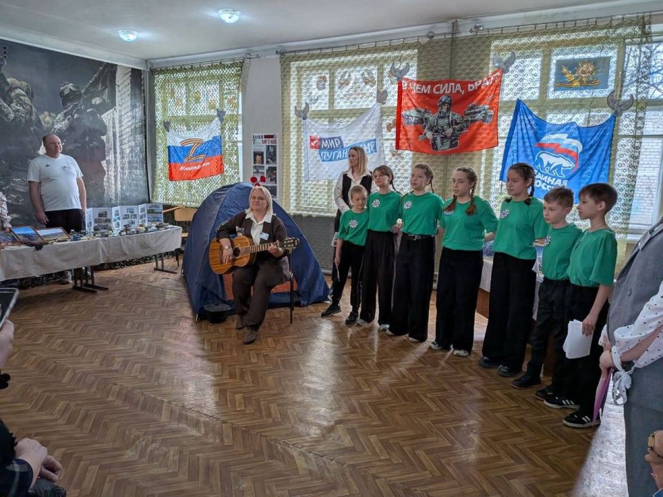 Сегодня в Доме творчества детей и юношества города Ровеньки состоялось важное мероприятие – День открытых дверей учреждений дополнительного образования Сегодня в Доме творчества детей и юношества города Ровеньки состоялось важное мероприятие – День открытых дверей учреждений дополнительного образования