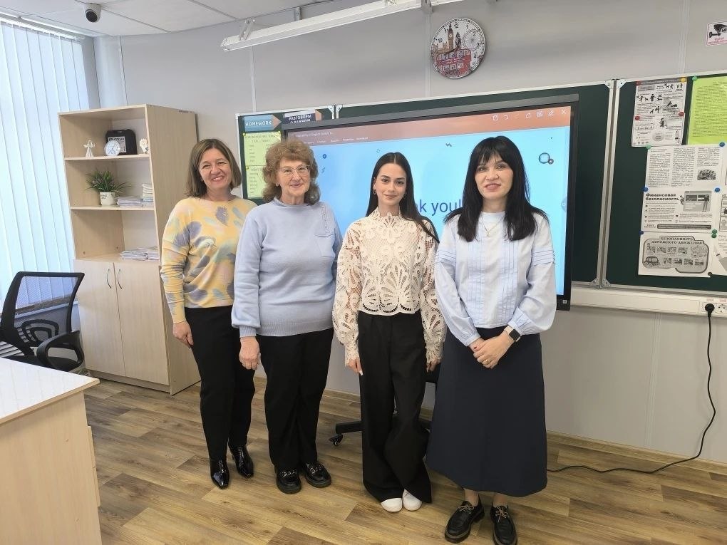 Школьники Стаханова — в числе лучших юных исследователей Республики Школьники Стаханова — в числе лучших юных исследователей Республики