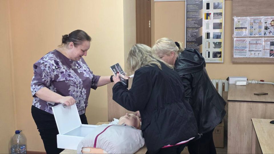 Основным правилам оказания первой помощи обучили работников «Системы 112» Основным правилам оказания первой помощи обучили работников «Системы 112»