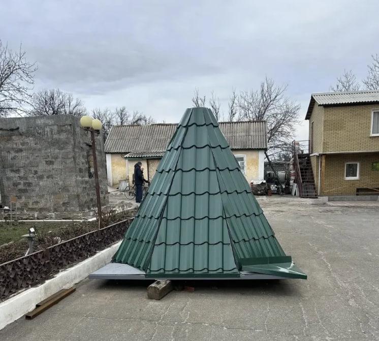 Калужский предприниматель доставил помощь в храм Первомайска Калужский предприниматель доставил помощь в храм Первомайска