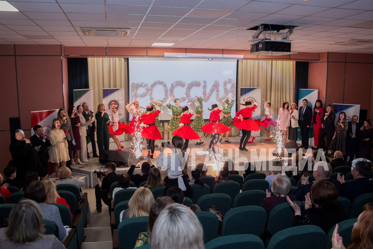 В ЛНР стартовали региональные этапы конкурсов профессионального мастерства педагогов В ЛНР стартовали региональные этапы конкурсов профессионального мастерства педагогов