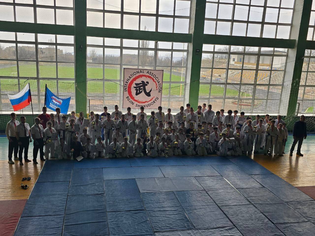 29 марта на базе Краснолучского комплекса спортивных сооружений состоялся традиционный турнир «Кубок Дружбы 2026» по Шинкудо! 29 марта на базе Краснолучского комплекса спортивных сооружений состоялся традиционный турнир «Кубок Дружбы 2026» по Шинкудо!