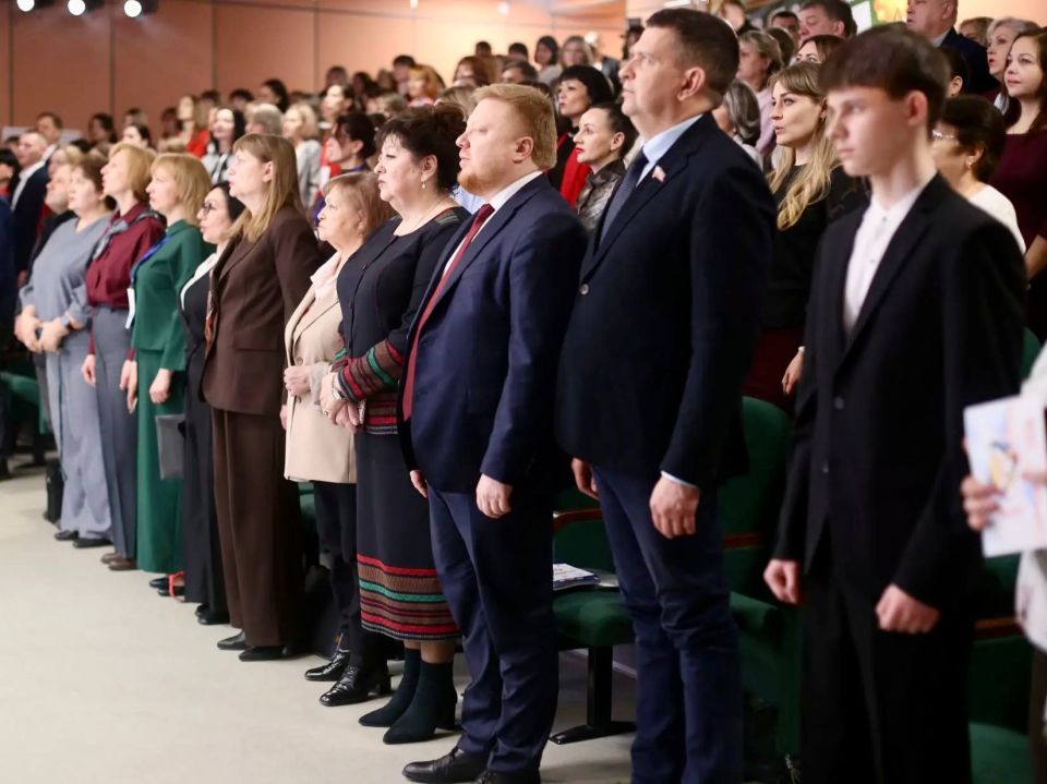 Иван Кусов: Сегодня прошла церемония открытия регионального этапа конкурса «Учитель года» Иван Кусов: Сегодня прошла церемония открытия регионального этапа конкурса «Учитель года»