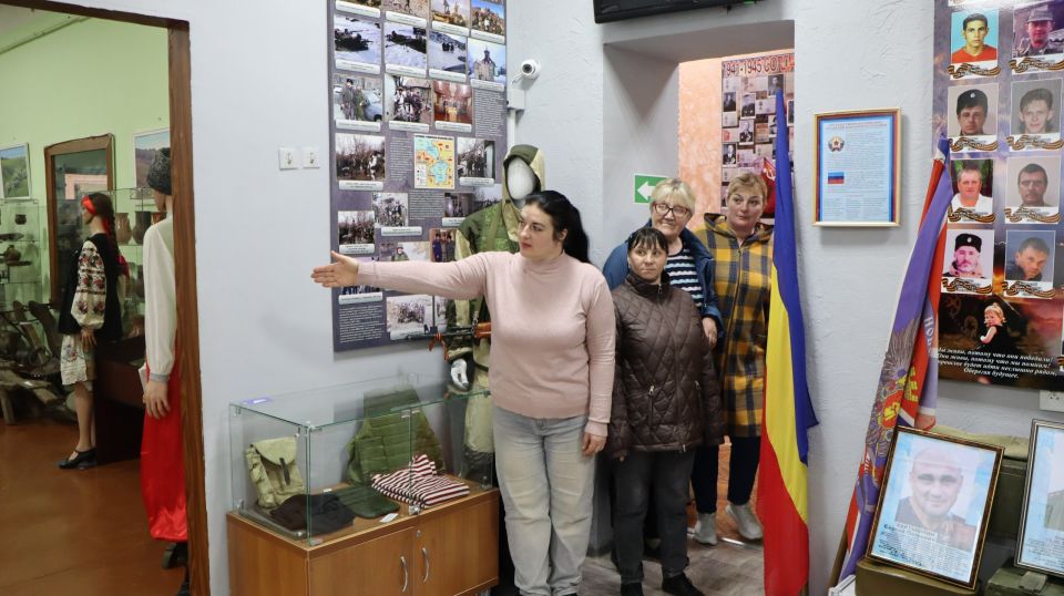 31 марта 2026 года в музее истории города Ровеньки была проведена тренировка по отработке практических действий по эвакуации персонала и посетителей музея в условиях чрезвычайной ситуации (при угрозе возникновения пожара) 31 марта 2026 года в музее истории города Ровеньки была проведена тренировка по отработке практических действий по эвакуации персонала и посетителей музея в условиях чрезвычайной ситуации (при угрозе возникновения пожара)