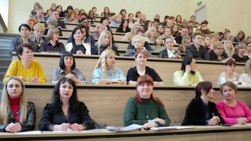 Заместитель Главы Администрации городского округа город Ровеньки Елена Кравченко и начальник архивного отдела Ольга Лазарь на Коллегии Архивной службы ЛНР