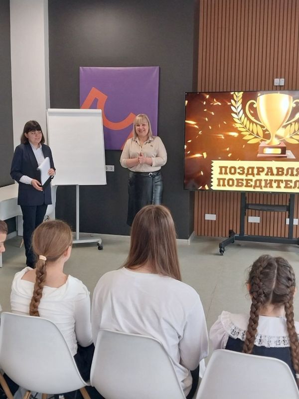 Константин Бутримов: В Луганске торжественно наградили победителей фотоконкурса «Будни моих родителей» Константин Бутримов: В Луганске торжественно наградили победителей фотоконкурса «Будни моих родителей»