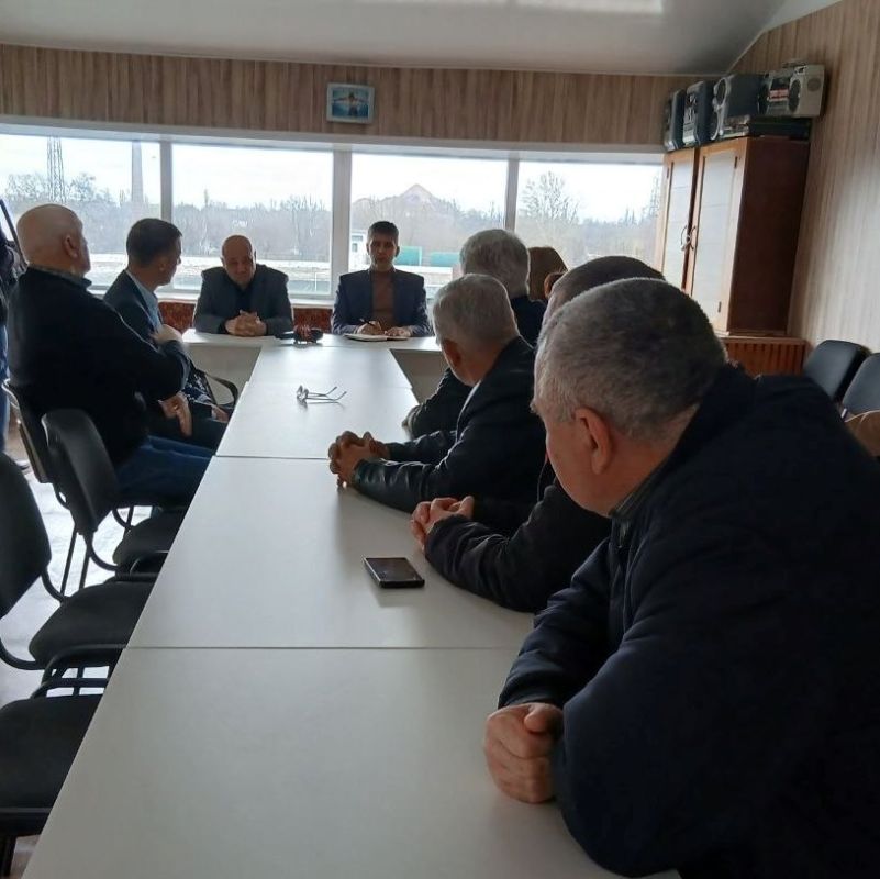 Кировск с рабочим визитом посетил Министр спорта ЛНР Олег Шеренешев Кировск с рабочим визитом посетил Министр спорта ЛНР Олег Шеренешев