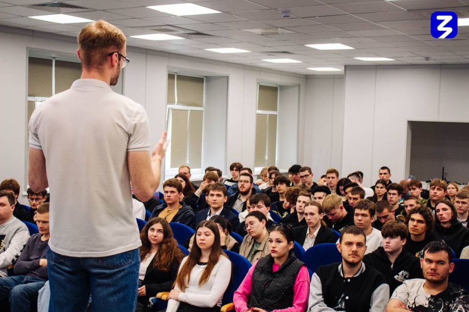 Встреча «Знание»: возможности, подвиги и космос в Далевском университете Встреча «Знание»: возможности, подвиги и космос в Далевском университете
