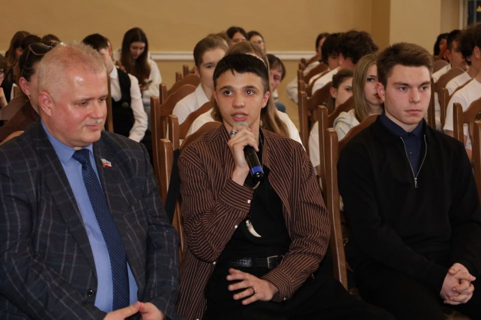 «Стахановский характер»: инвестиция в будущее нашего города «Стахановский характер»: инвестиция в будущее нашего города