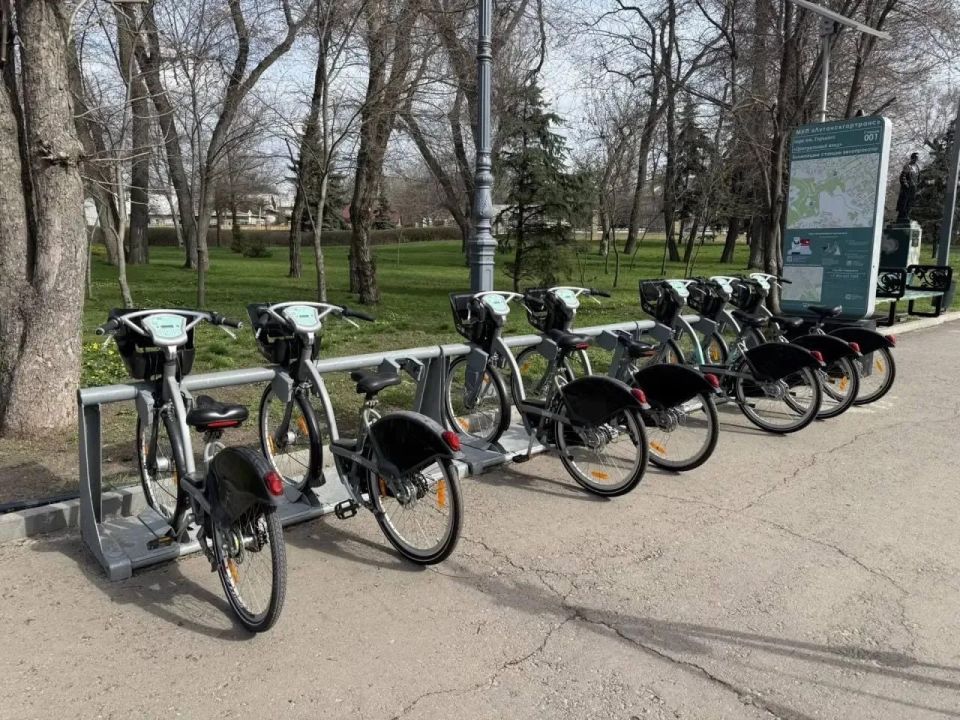 В Луганске стартовал новый велосезон! В Луганске стартовал новый велосезон!