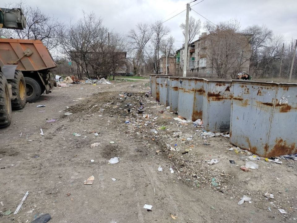 Чем сегодня занимались коммунальные службы города Чем сегодня занимались коммунальные службы города