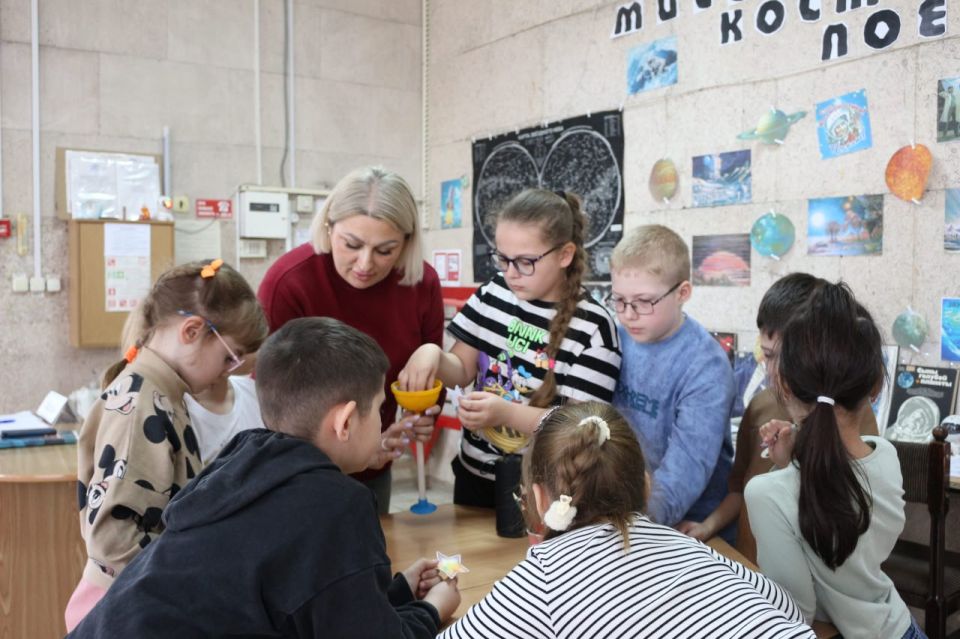 Воспитанники детского центра приняли участие в космическом мероприятии Воспитанники детского центра приняли участие в космическом мероприятии