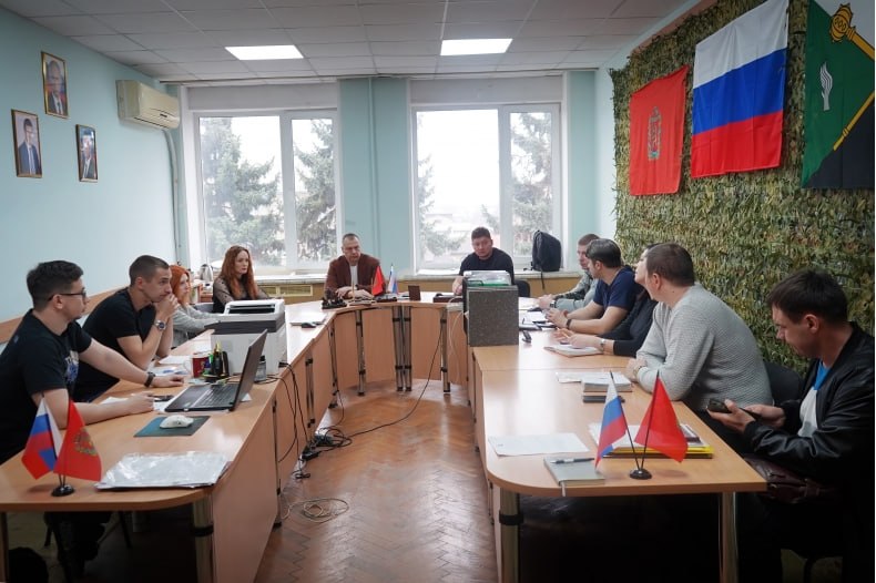 Новый представитель Красноярского края встретился со СМИ округа