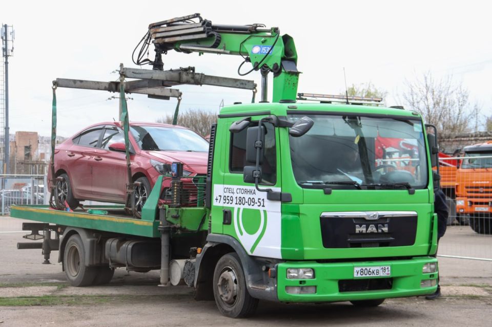 Заработали первые спецстоянки для эвакуированных автомобилей Заработали первые спецстоянки для эвакуированных автомобилей