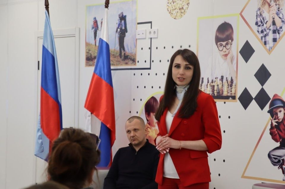 «Единство в диалоге. Говорим откровенно и открыто» - в Северодонецке продолжается серия встреч с жителями «Единство в диалоге. Говорим откровенно и открыто» - в Северодонецке продолжается серия встреч с жителями