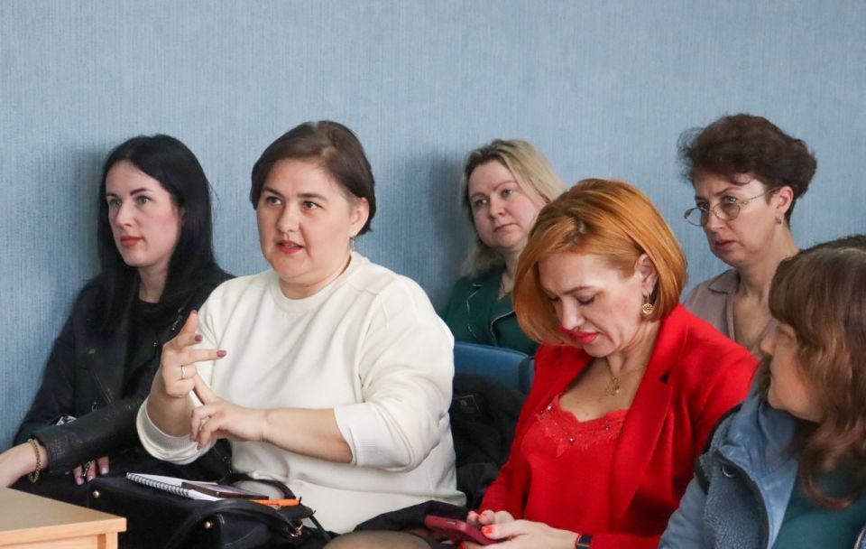Минюст ЛНР провел рабочее совещание с представителями муниципальных образований республики Минюст ЛНР провел рабочее совещание с представителями муниципальных образований республики
