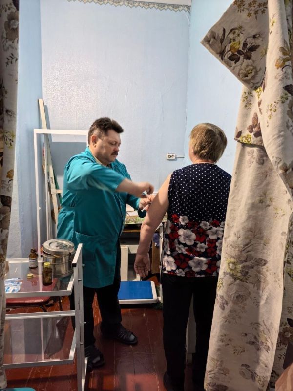 В рамках программы всеобщей диспансеризации населения 01.04.2026 г. работниками ГБУЗ «НЦРМБ» организован выезд мобильной медицинской бригады в населённый пункт — с. Закотное. Целью выезда стало оказание квалифицированной... В рамках программы всеобщей диспансеризации населения 01.04.2026 г. работниками ГБУЗ «НЦРМБ» организован выезд мобильной медицинской бригады в населённый пункт — с. Закотное. Целью выезда стало оказание квалифицированной...