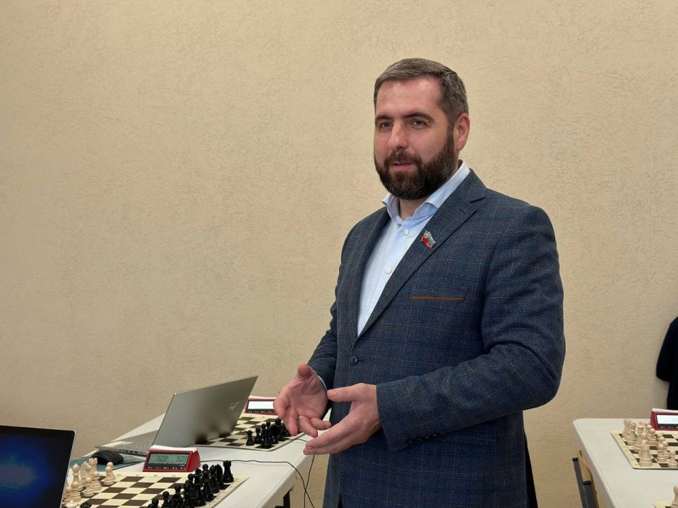В Луганской Народной Республике прошел отборочный этап Всероссийского детского шахматного турнира «Шахматная смена – 2026» В Луганской Народной Республике прошел отборочный этап Всероссийского детского шахматного турнира «Шахматная смена – 2026»