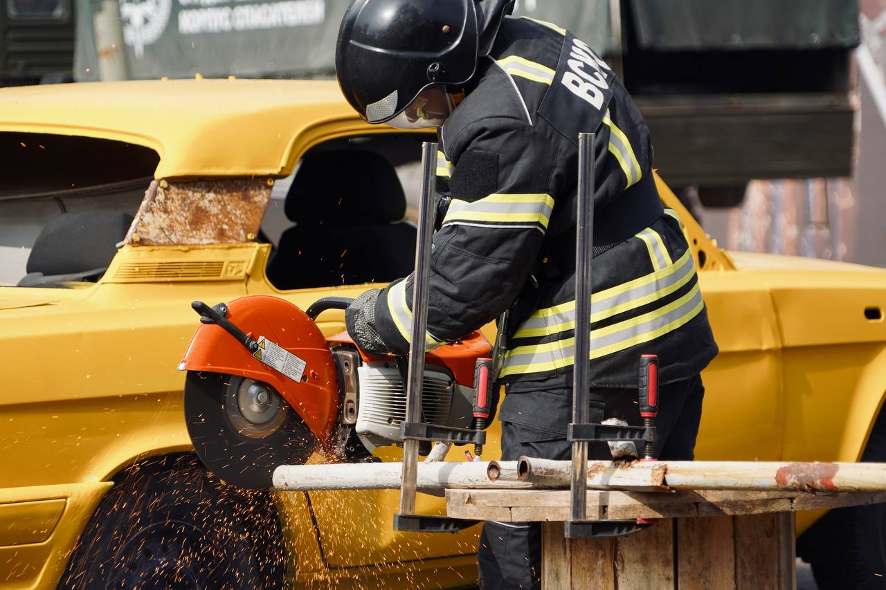 Добровольцы Луганского РО ВСКС первые в ЛНР аттестовались как «спасатели» Добровольцы Луганского РО ВСКС первые в ЛНР аттестовались как «спасатели»