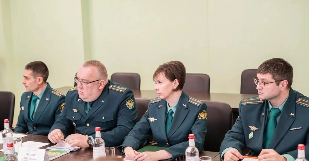 Руководитель Федеральной таможенной службы Российской Федерации Валерий Пикалёв посетил с рабочим визитом Луганскую таможню Руководитель Федеральной таможенной службы Российской Федерации Валерий Пикалёв посетил с рабочим визитом Луганскую таможню