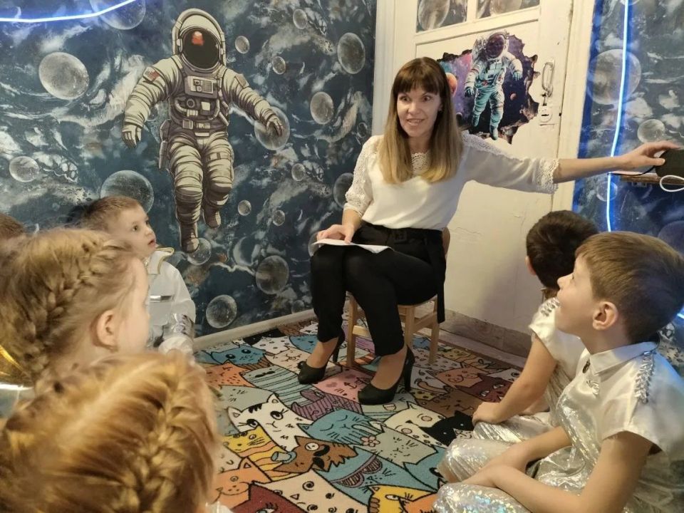 Сегодня детский сад «Ладушки» посетила Заместитель Главы Администрации городского округа город Ровеньки Ольга Орлова Сегодня детский сад «Ладушки» посетила Заместитель Главы Администрации городского округа город Ровеньки Ольга Орлова