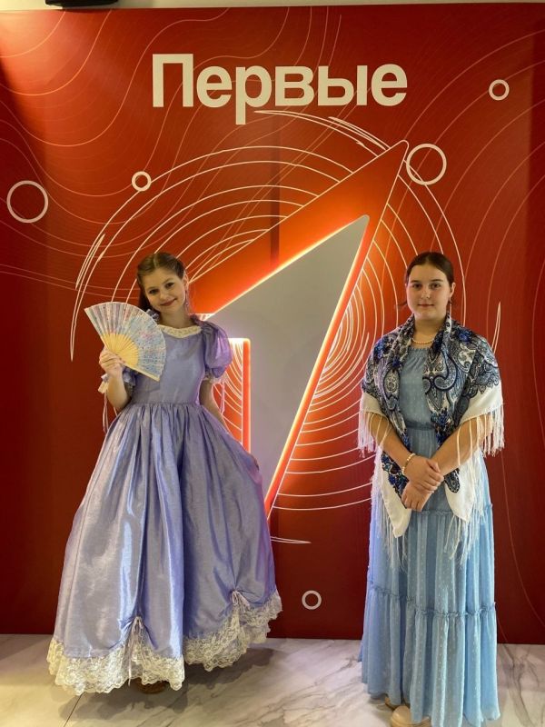 Лутугинцы получили заслуженные награды на региональном этапе конкурса чтецов «Живая классика» Лутугинцы получили заслуженные награды на региональном этапе конкурса чтецов «Живая классика»