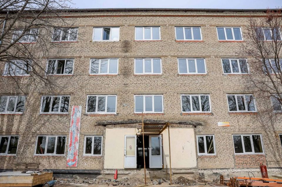 Капитальный ремонт общежития Луганского колледжа информационных технологий и предпринимательства планируют завершить к концу 2026 года Капитальный ремонт общежития Луганского колледжа информационных технологий и предпринимательства планируют завершить к концу 2026 года