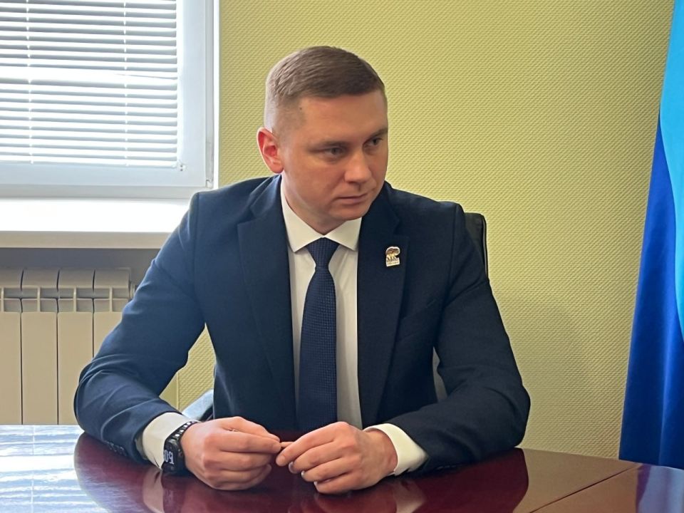 Депутат Народного Совета Алексей Белецкий подал документы для участия в предварительном голосовании Единой России Депутат Народного Совета Алексей Белецкий подал документы для участия в предварительном голосовании Единой России