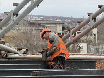 Виктор Водолацкий: В 2024 году, посещая Луганскую городскую многопрофильную больницу № 2, поздравил коллектив учреждения с профессиональным праздником и выразил искреннюю благодарность лучшим специалистам, вручив им... Виктор Водолацкий: В 2024 году, посещая Луганскую городскую многопрофильную больницу № 2, поздравил коллектив учреждения с профессиональным праздником и выразил искреннюю благодарность лучшим специалистам, вручив им...