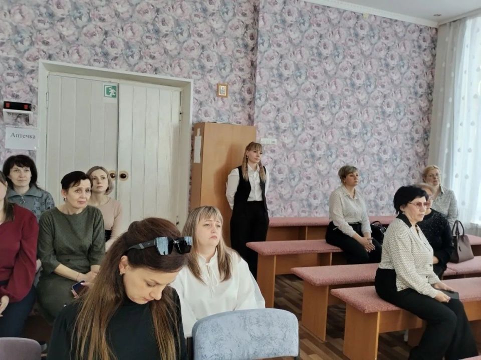 Сегодня детский сад «Ладушки» посетила Заместитель Главы Администрации городского округа город Ровеньки Ольга Орлова Сегодня детский сад «Ладушки» посетила Заместитель Главы Администрации городского округа город Ровеньки Ольга Орлова