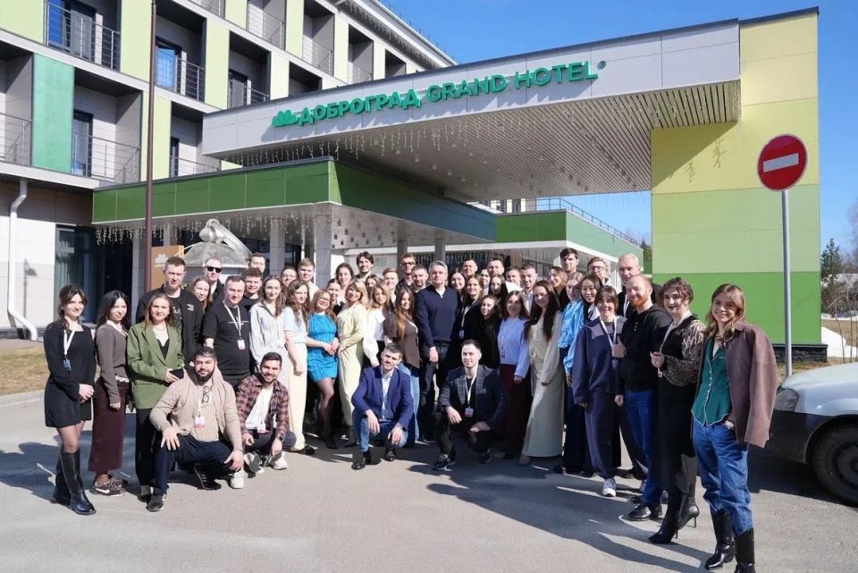 Четыре славных дня в Доброграде Четыре славных дня в Доброграде