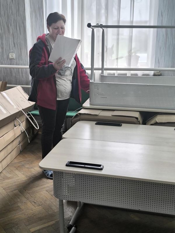 Андрей Рубанцов: Воспитанникам Детской школе искусств №1 города Ровеньки открываются новые горизонты для творчества! Андрей Рубанцов: Воспитанникам Детской школе искусств №1 города Ровеньки открываются новые горизонты для творчества!