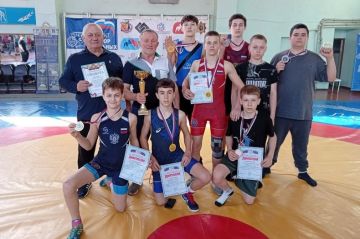 ����� ������ ���������� �������ѻ: ������������ ����� � �������� ���