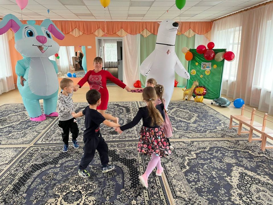 День смеха в «Росинке»: праздник радости для самых маленьких День смеха в «Росинке»: праздник радости для самых маленьких