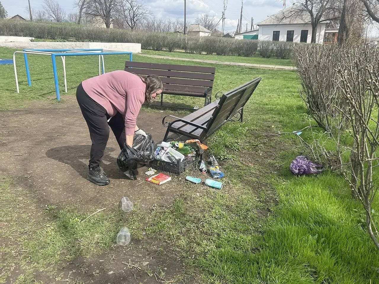 Сергей Колягин: В других населённых пунктах нашего городского округа также прошли субботники, направленные на наведение порядка и благоустройство территорий Сергей Колягин: В других населённых пунктах нашего городского округа также прошли субботники, направленные на наведение порядка и благоустройство территорий