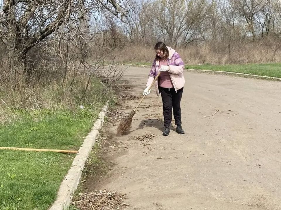Сергей Колягин: В других населённых пунктах нашего городского округа также прошли субботники, направленные на наведение порядка и благоустройство территорий Сергей Колягин: В других населённых пунктах нашего городского округа также прошли субботники, направленные на наведение порядка и благоустройство территорий