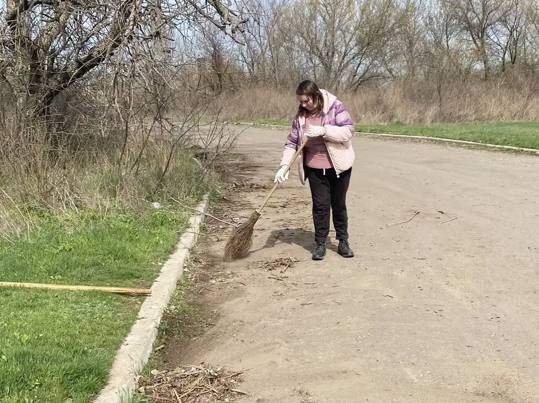 Сергей Колягин: В других населённых пунктах нашего городского округа также прошли субботники, направленные на наведение порядка и благоустройство территорий Сергей Колягин: В других населённых пунктах нашего городского округа также прошли субботники, направленные на наведение порядка и благоустройство территорий