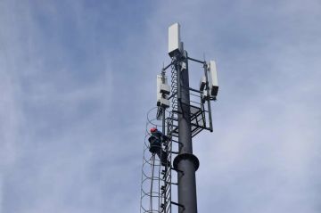 Более 200 новых базовых станций установят в ЛНР в этом году