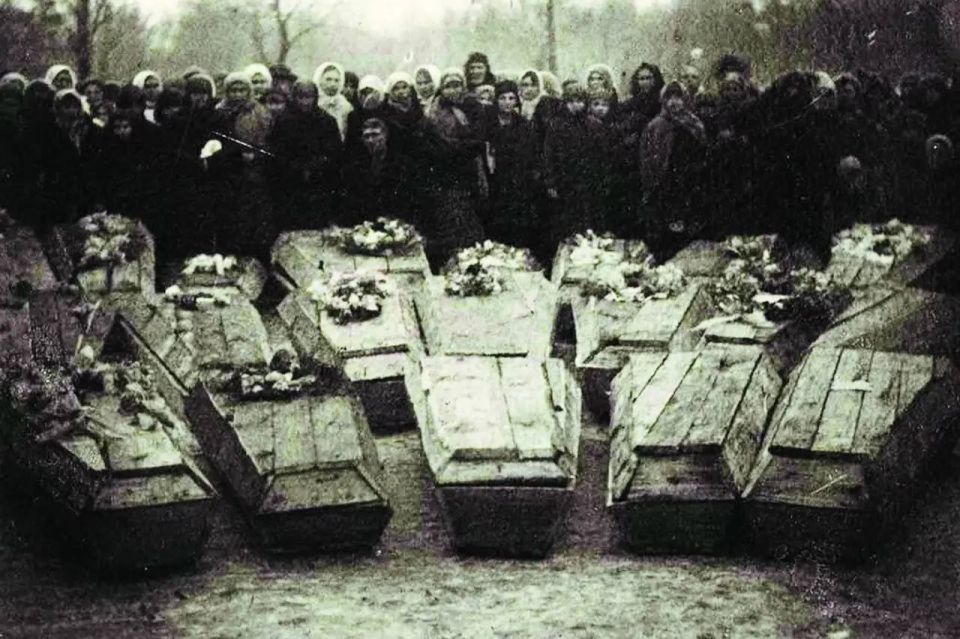 Александр Коц: ВЕЧЕРНИЙ ЗВОН:. возмездие уходящего дня Александр Коц: ВЕЧЕРНИЙ ЗВОН:. возмездие уходящего дня