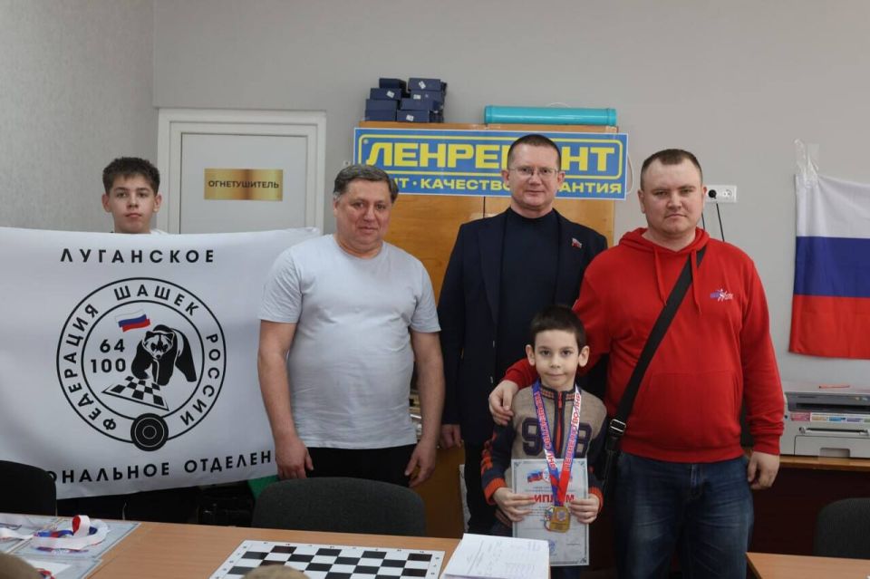 Второй республиканский чемпионат по быстрым шашкам среди детей и юношества собрал в Луганске около полусотни юных участников из разных муниципальных округов ЛНР Второй республиканский чемпионат по быстрым шашкам среди детей и юношества собрал в Луганске около полусотни юных участников из разных муниципальных округов ЛНР