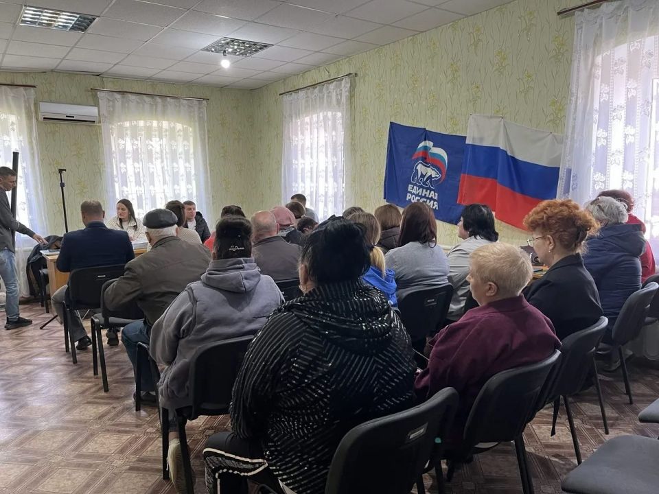 6 апреля в пгт. Софиевский состоялся бесплатный обучающий интенсив по пользованию интернет-сервисами и получению муниципальных и государственных услуг в электронном виде, а также противодействию мошенническим действиям 6 апреля в пгт. Софиевский состоялся бесплатный обучающий интенсив по пользованию интернет-сервисами и получению муниципальных и государственных услуг в электронном виде, а также противодействию мошенническим действиям