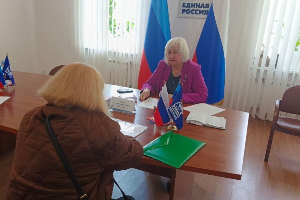 Парламентарии оказывают необходимую помощь жителям республики Парламентарии оказывают необходимую помощь жителям республики