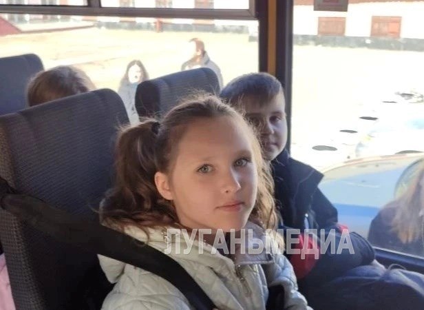 Краснолучские школьники отправились в Москву в рамках программы «Культурная карта 4+85» Краснолучские школьники отправились в Москву в рамках программы «Культурная карта 4+85»