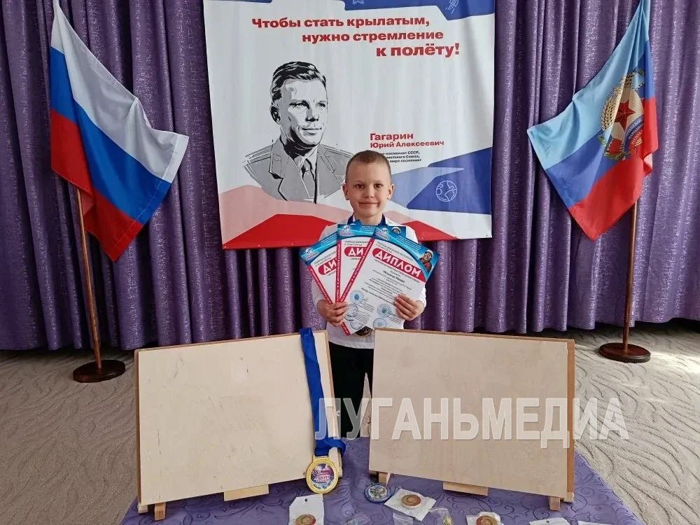 В рамках проекта «Лица дружбы» Краснолучские ясли-сад № 24 «Ивушка» посетила делегация из Республики Башкортостан В рамках проекта «Лица дружбы» Краснолучские ясли-сад № 24 «Ивушка» посетила делегация из Республики Башкортостан