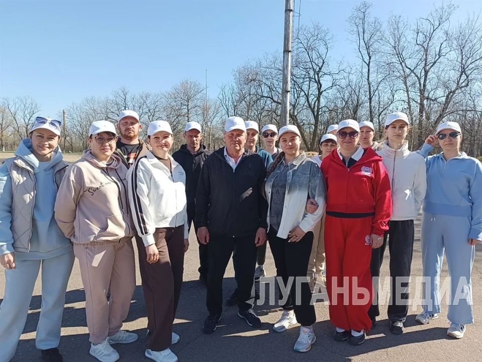 В Краснодонском муниципальном округе дан старт всероссийскому спортивному марафону «Сила России» В Краснодонском муниципальном округе дан старт всероссийскому спортивному марафону «Сила России»