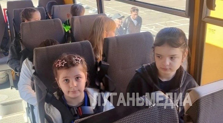 Краснолучские школьники отправились в Москву в рамках программы «Культурная карта 4+85» Краснолучские школьники отправились в Москву в рамках программы «Культурная карта 4+85»